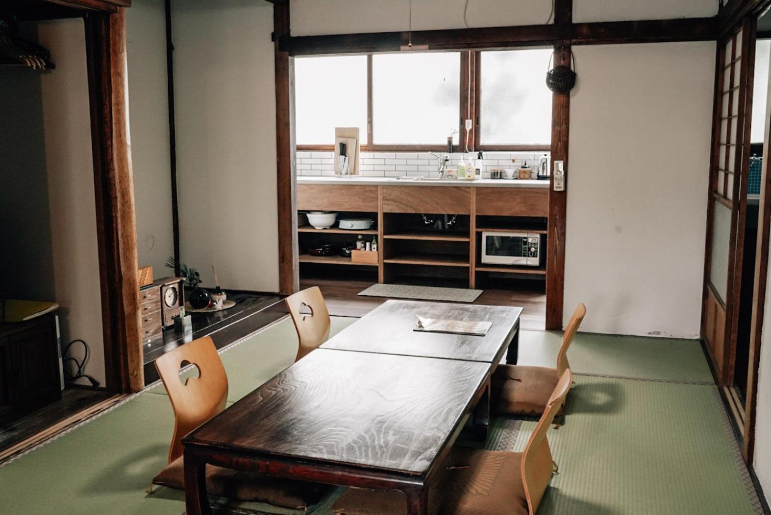 Tipy Records Inn House โอดาวาระ ภายนอก รูปภาพ